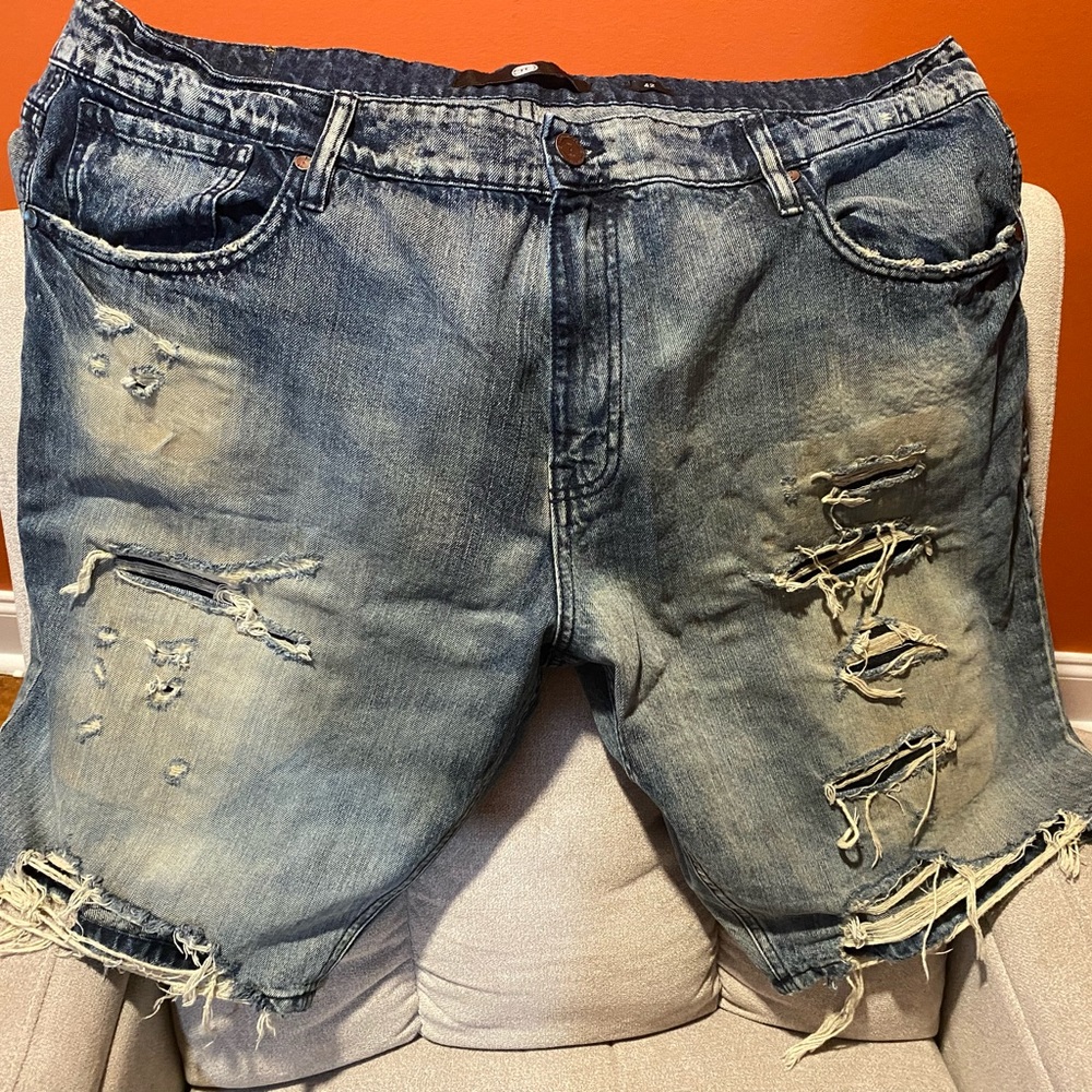 Jordan Craig Blue and Brown Disstressed jean shorts size 42